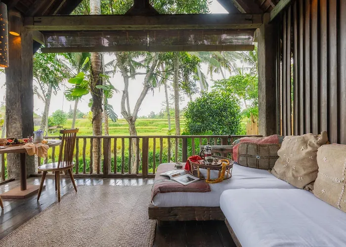 Stone House 4*