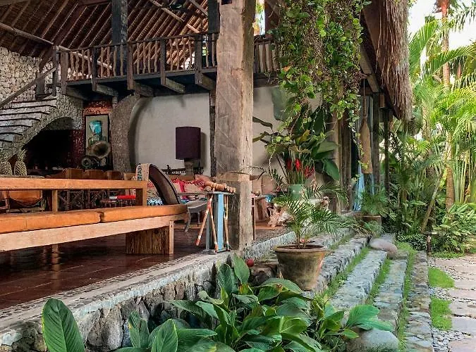 Stone House بيت ضيافة 4*