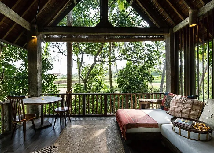 Stone House 4*